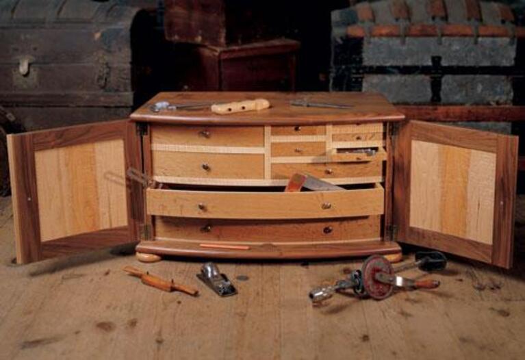 Curved Front Tool Chest